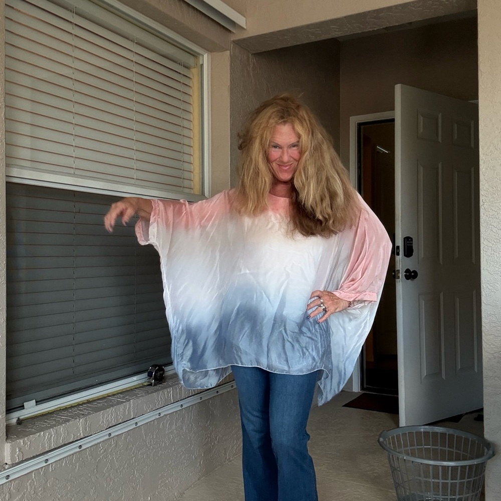 Elegant Tie-Dye Women's Top - Picture 10 of 10
